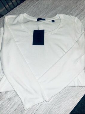 NWT ATM Women’s Ribbed Knit T Size Small